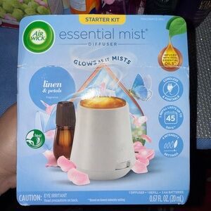 Air Wick Essential Mist Diffuser Kit - White